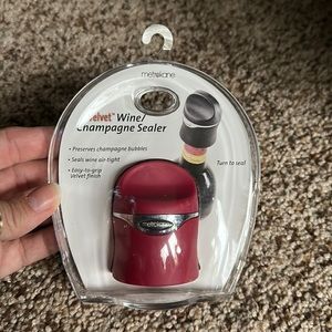 New!! Wine or Champagne Sealer